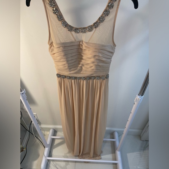 Beige Gown - Picture 3 of 7